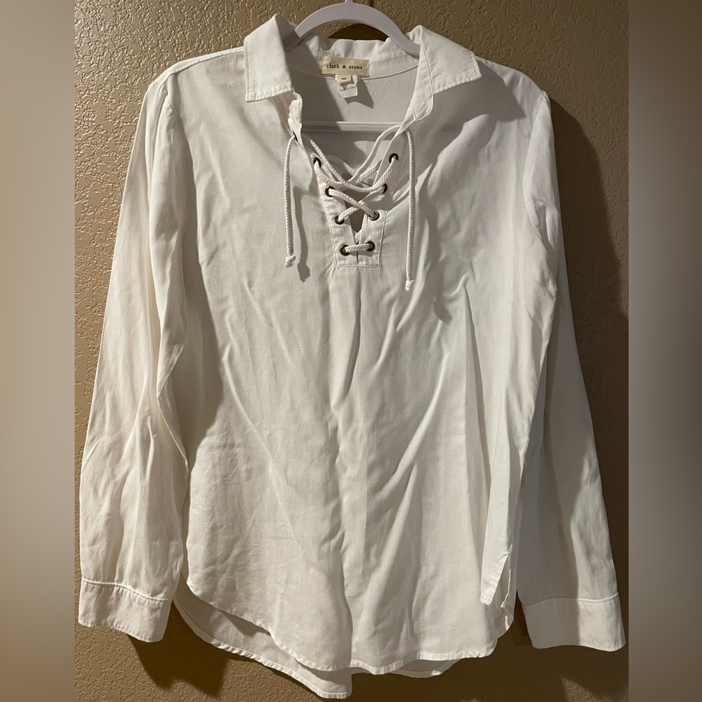 Anthropologie Cloth & Stone White Lace-Up Button Down Shirt